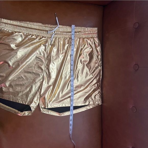 Arjen Kroos Men’s Sz XXL Gold Metallic Shorts Festival Rave NWT - Picture 8 of 8